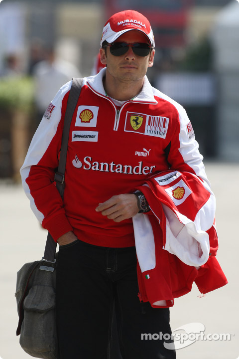 f1-20123.jpg