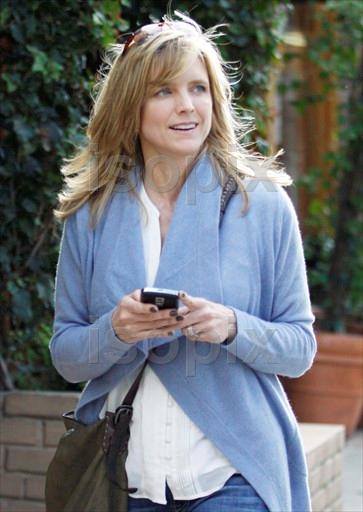 Courtney ThorneSmith out in Brentwood on March 7 2011