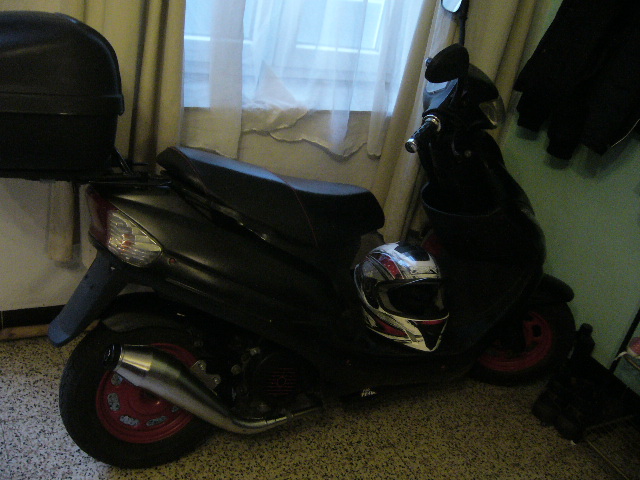 scoote15.jpg