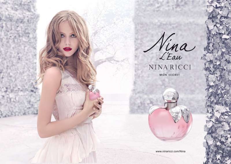 publicite de parfum femme